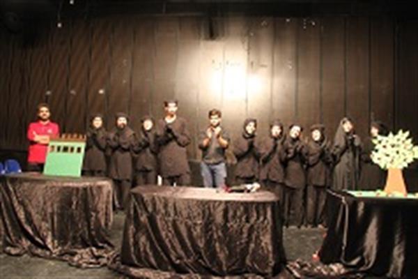 اجرای عمومی تئاتر عروسکی کچل کفترباز یا حضور ریاست دانشگاه