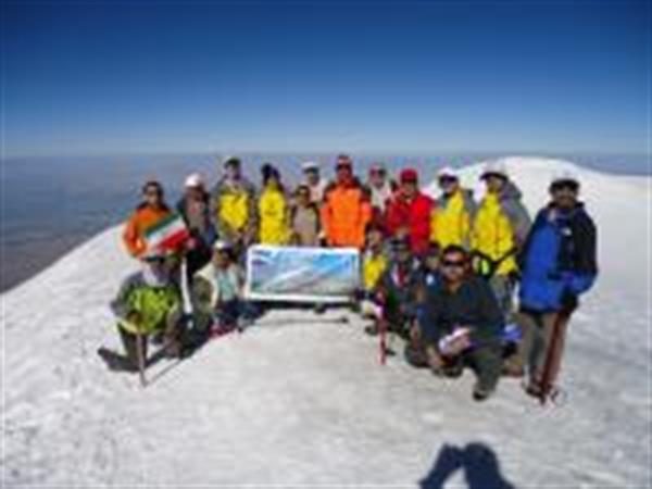 اولین صعود برون مرزی تیم کوهنوردی دانشگاه