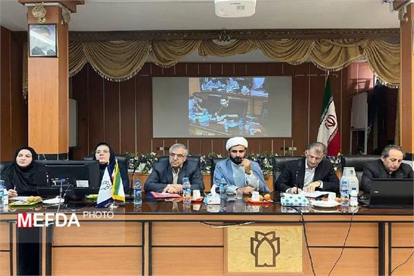نشست سرپرست دانشگاه علوم پزشکی کرمانشاه با فعالان نهادها و تشکل های دانشجویی