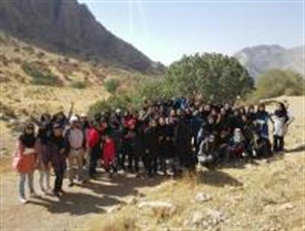 گلگشت بهاری ، کوهپیمایی بهاری در ارتفاعات طاقبستان ( دو کلان)، جمعه بیستم فروردین ماه 95 ، ویژه دختران دانشجو